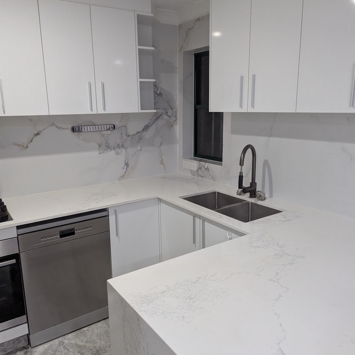 Marble kitchen cleaned for a bond inspection in Surry Hills