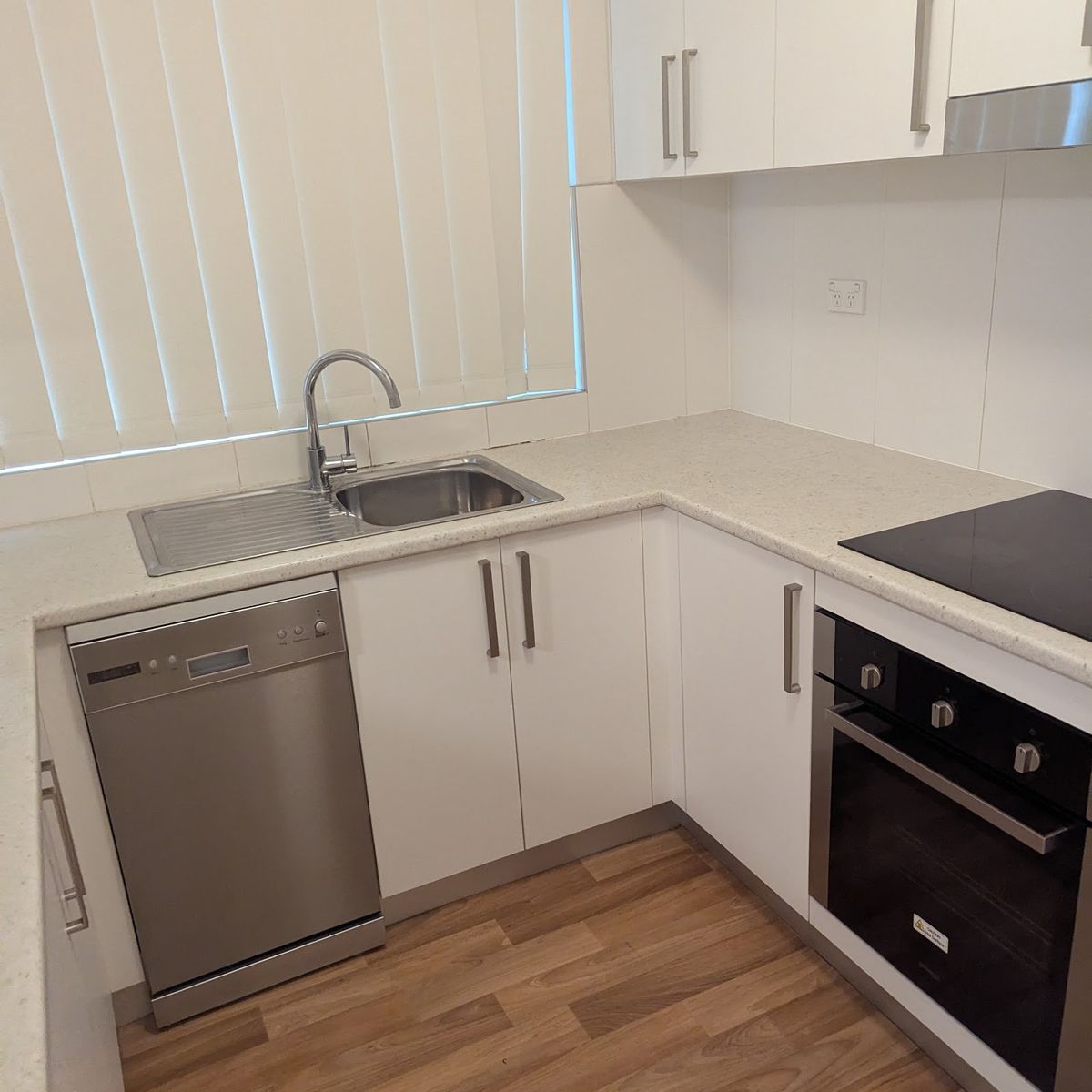 Cleaned room in Surry Hills, photo 2